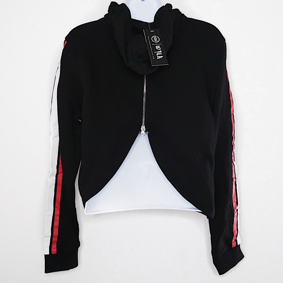 Y&R x Sammy Wilk | Crop Long Sleeve Hoodie - Picture 4 of 6